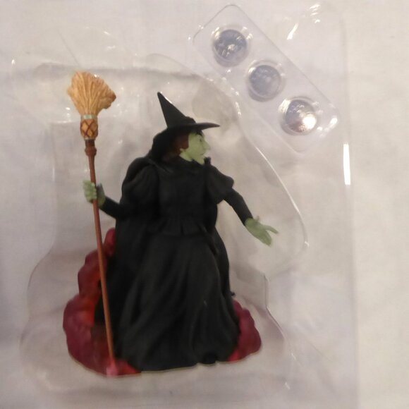NEW 2007 HALLMARK WIZARD OF OZ WICKED WITCH OF THE WEST LIGHT SOUND ORNAMENT - Picture 7 of 8